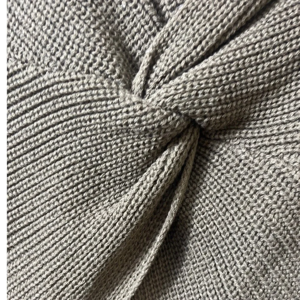 Love Tree Twist Back Sweater Medium Taupe Chunky Knit Boho Open Back V Neck